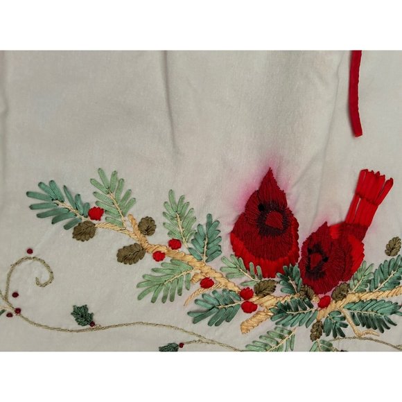 48 Inch Christmas Tree Skirt, Red White Tree Skirt with Cardinals & Holly READ - Picture 4 of 10